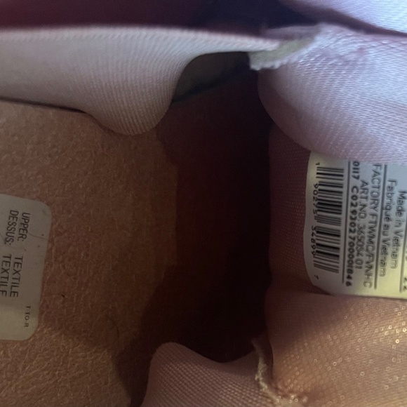 Puma X Fenty - Picture 3 of 4